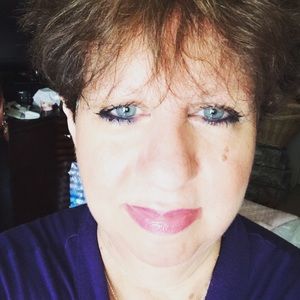 Meet your Posher, Nadema